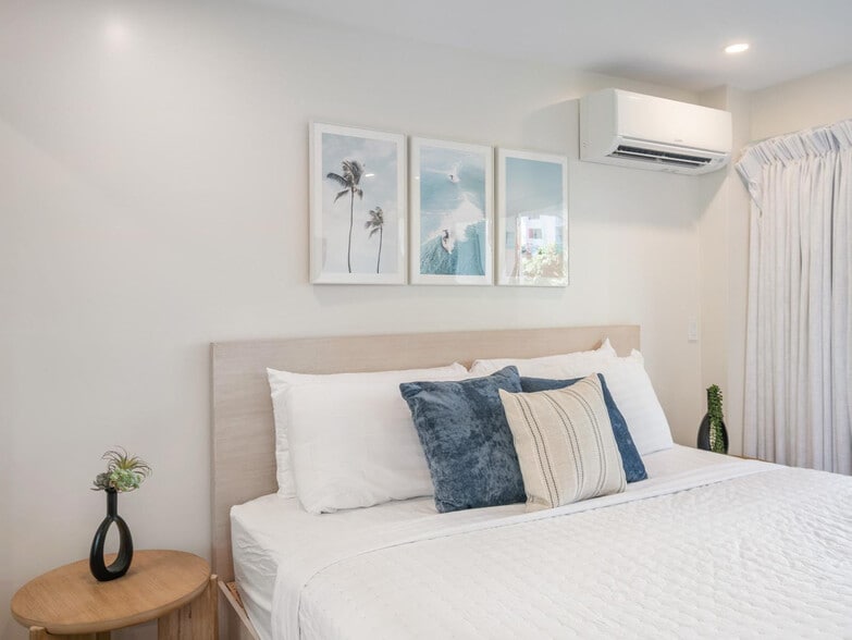 Building Photo - 2464 Prince Edward St