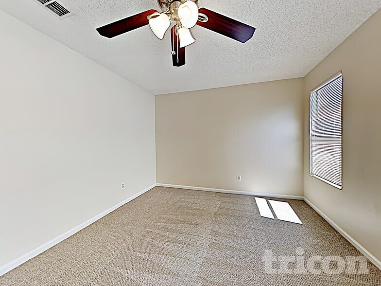 Building Photo - 8168 Fort Lee Trail