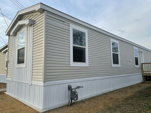 Building Photo - 7 Mary Ann Ct