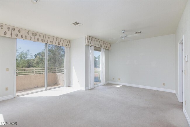 Building Photo - 8949 Diamond Falls Dr