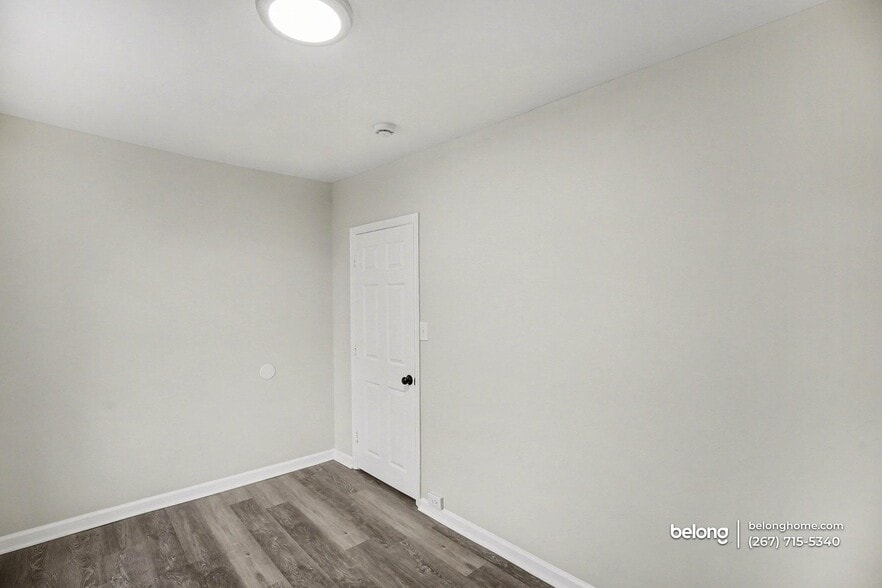 Building Photo - 5036 Keyser St