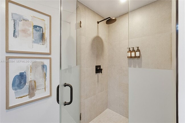 Building Photo - 121 NE 5th St