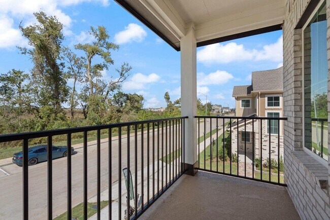 Building Photo - 1310 Shaded Rock Dr