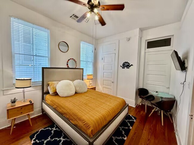 Building Photo - 1525 Melpomene St