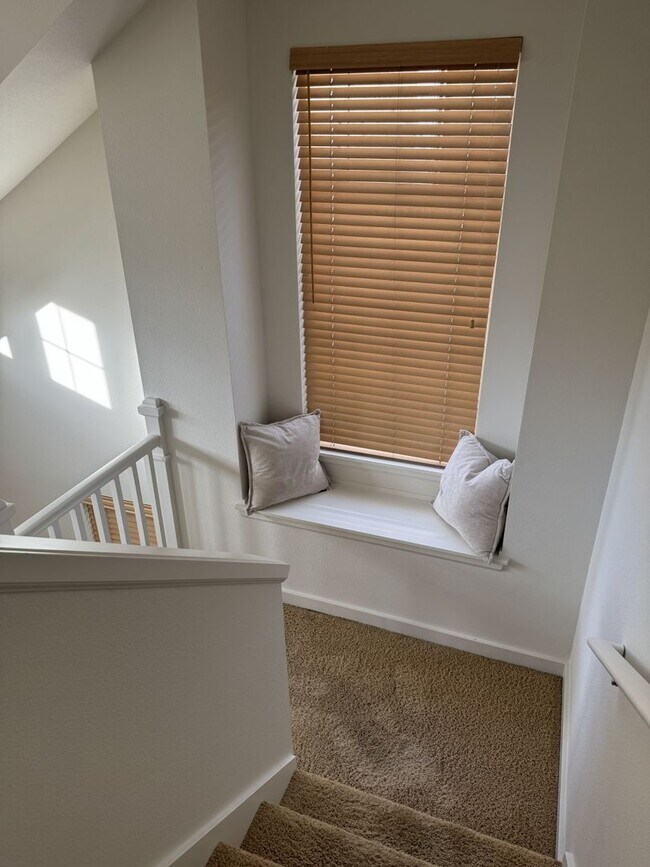 Building Photo - 3 Bed 2.5 Bath - The Parks at Broken Top.