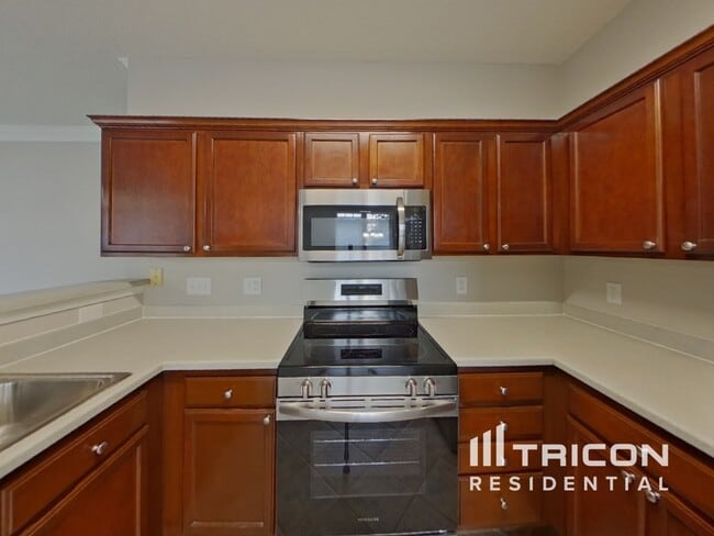 Building Photo - 3050 Wyntree Ct