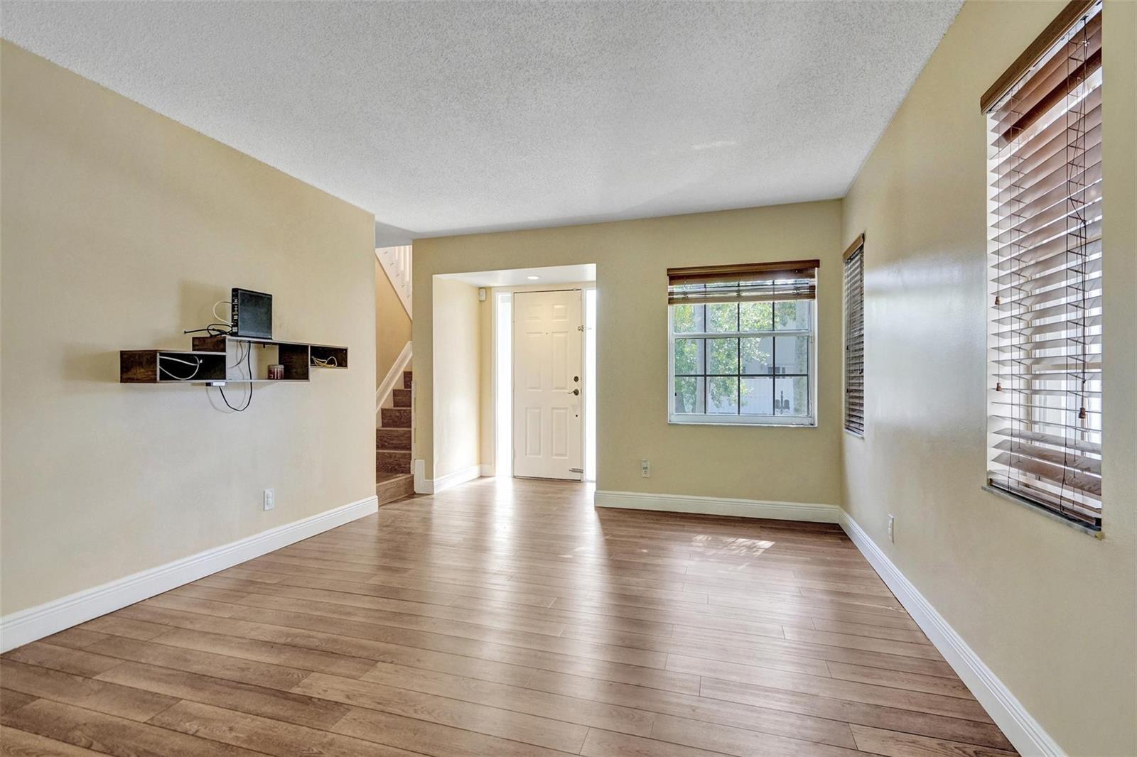 Building Photo - 11567 N Open Ct