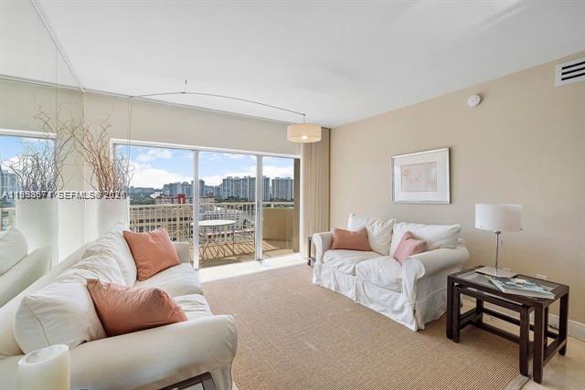 Building Photo - 1985 S Ocean Dr