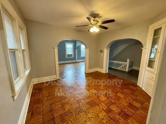 Building Photo - 1810 Brownsville Rd