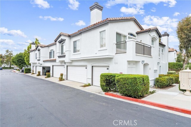 Primary Photo - 23 Anana