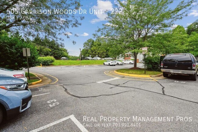 Building Photo - 505 Garrison Woods Dr