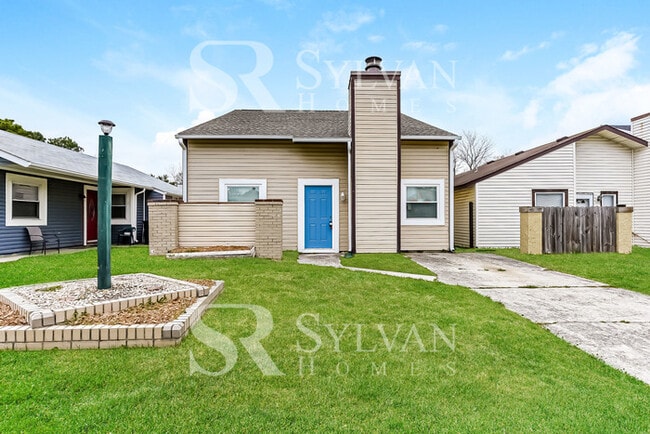 Building Photo - At Last, This Is What You Have Been Searching For!