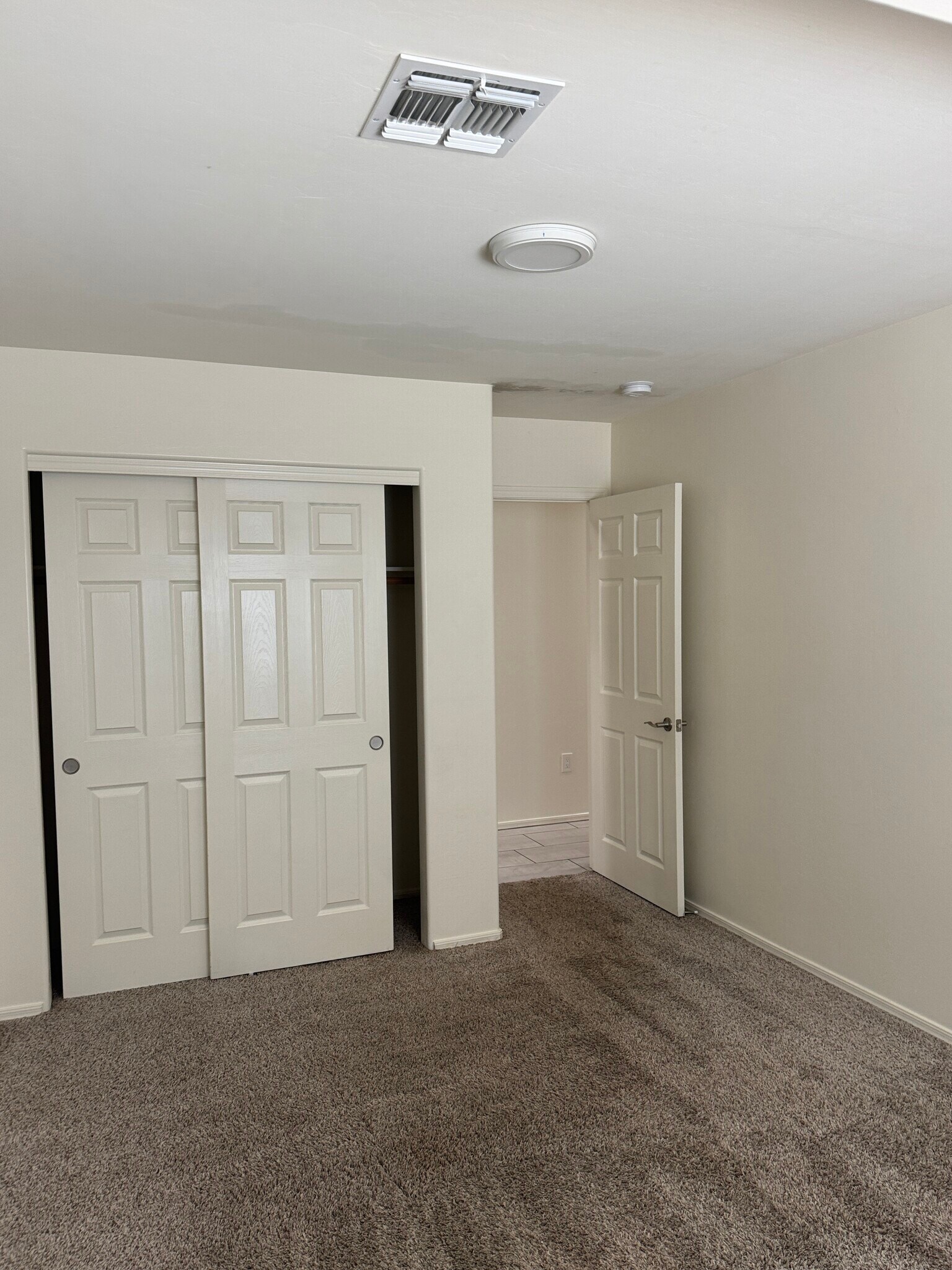 1ST BEDROOM CLOSET - 5915 S Calle Sueno Hermosa