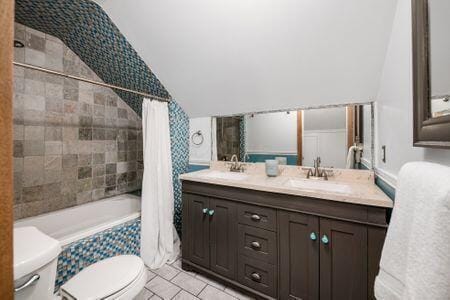 Building Photo - 4601 Parkmoor Dr