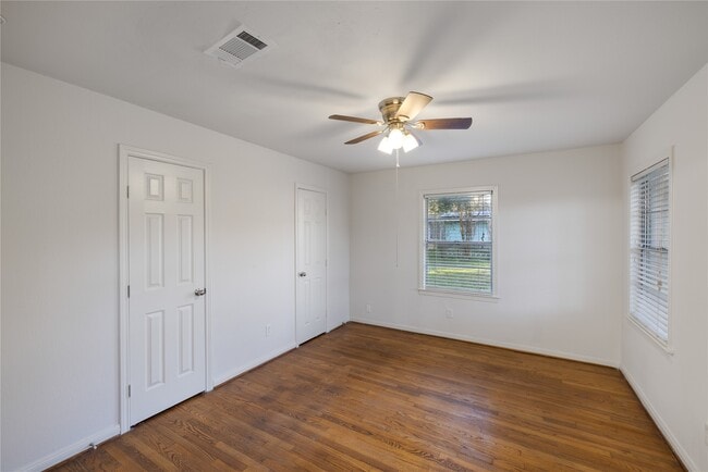 Building Photo - 2310 Pecos St