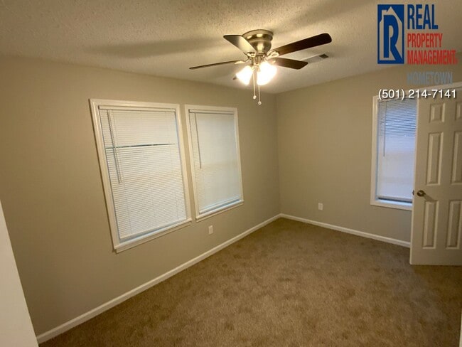 Building Photo - 131 S 2nd St