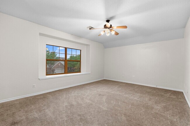 Building Photo - 4914 Trailing Clover Ct