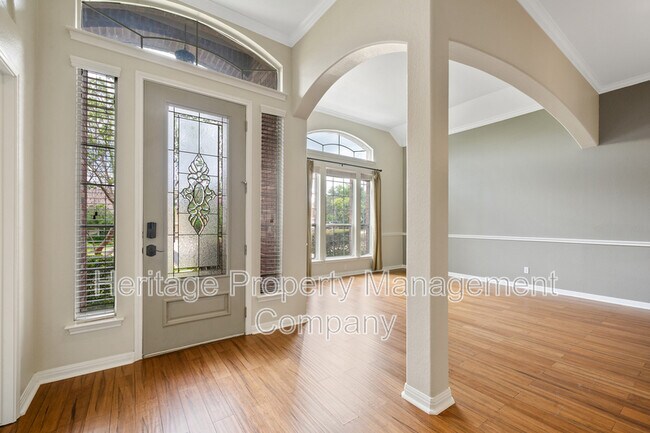 Building Photo - 8627 Magdalena Run