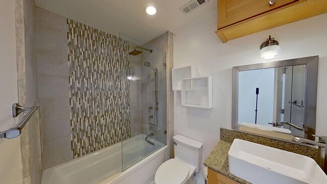 Building Photo - 6851 Via Angelina Dr