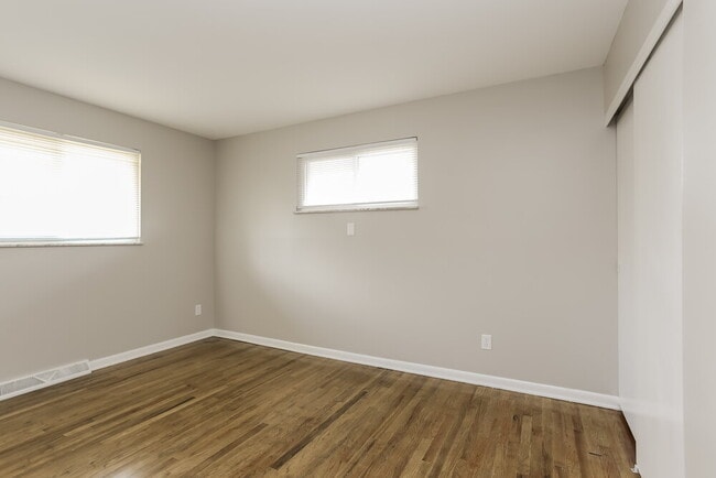 Building Photo - 1066 Fordham Rd