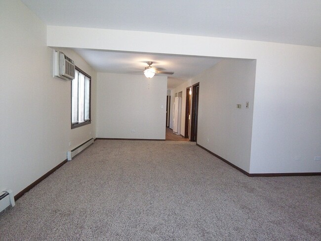 Building Photo - 4381 Woodland Ave