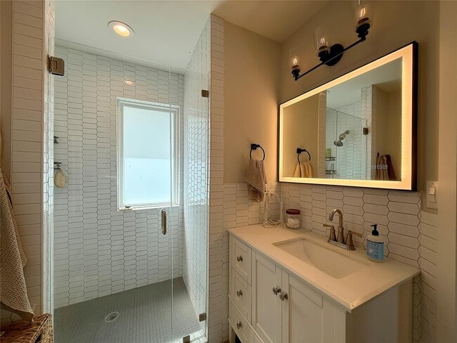 Building Photo - 2810 Wooldridge Dr