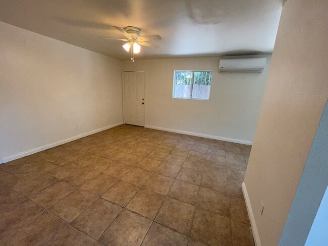 Building Photo - 125 Magnolia Ave