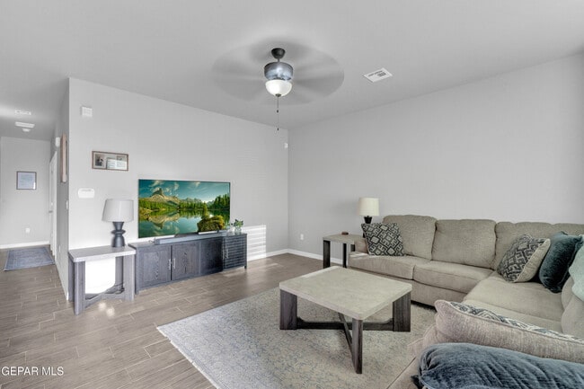 Building Photo - 11352 Hidalgo Dr