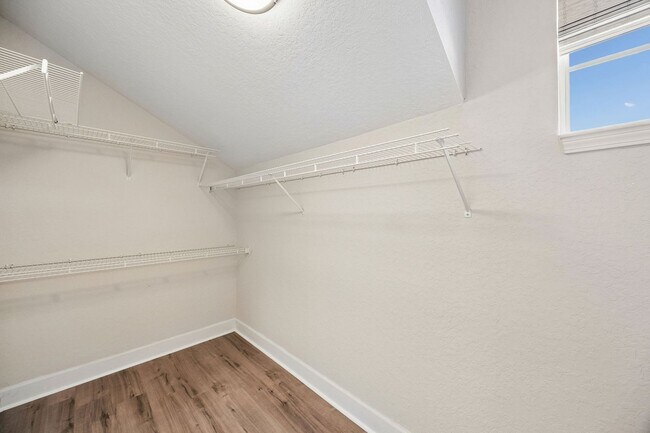 Building Photo - 96010 Stoney Dr