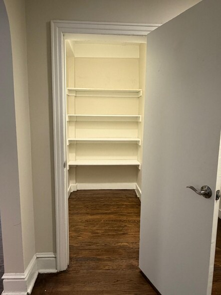 Building Photo - 195 Prospect St