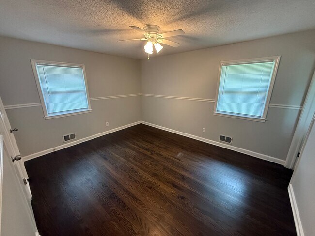 Building Photo - 3 BR/2.5BA | Newly Renovated Single Family Home | Large Deck | Fenced backyard!