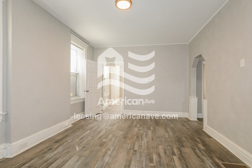 Building Photo - 3320 Itaska St