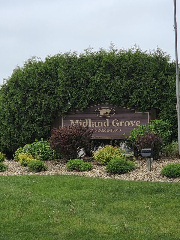 Building Photo - 2210 Midland Grove Rd
