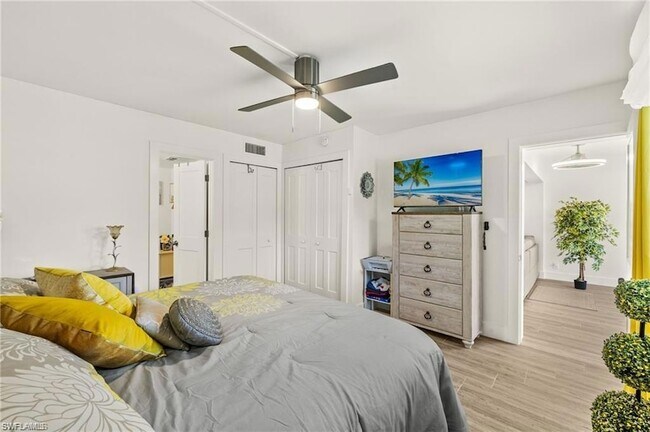 Building Photo - 1417 Chesapeake Ave