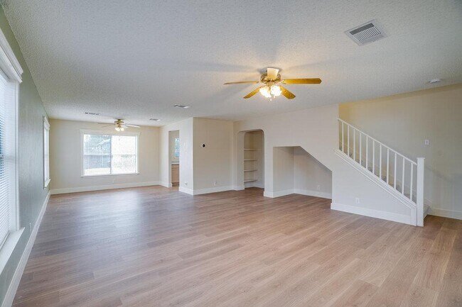 Building Photo - 12920 Latchwood Ln