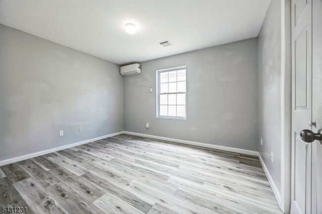 Building Photo - 708 Ocean Ave