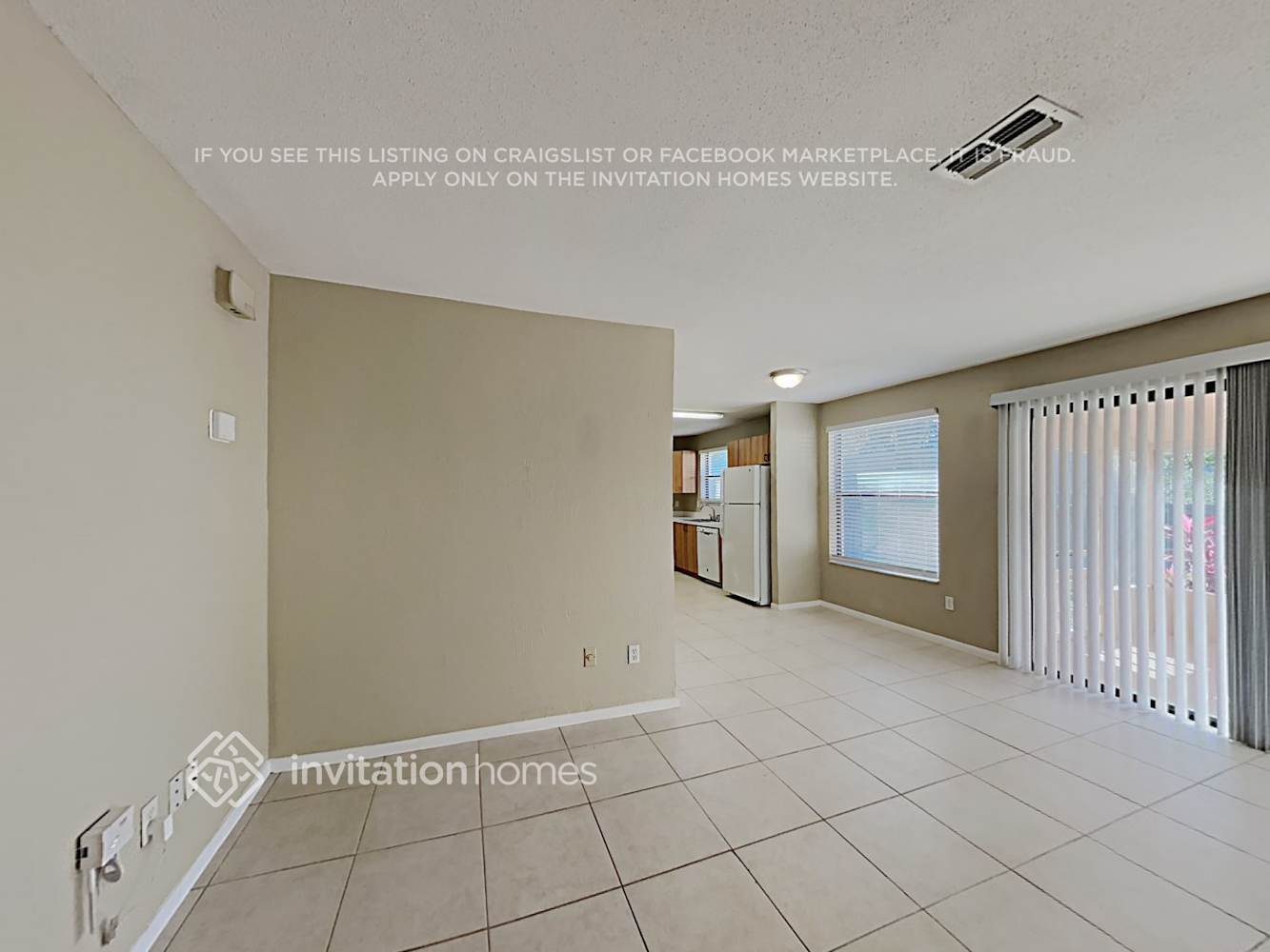 Building Photo - 1316 Wandering Oaks Dr