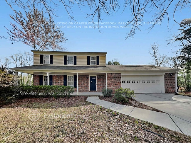 Building Photo - 2550 Raintree Way NE