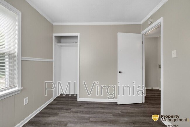 Building Photo - 8109 Diggs Rd