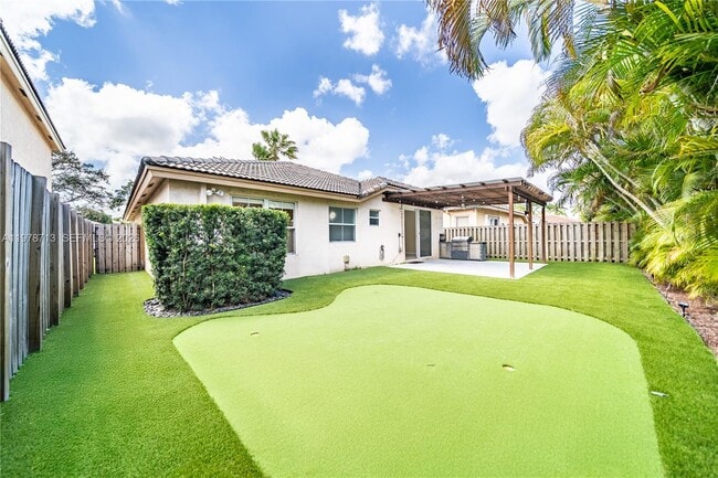 Building Photo - 13781 N Garden Cove Circle