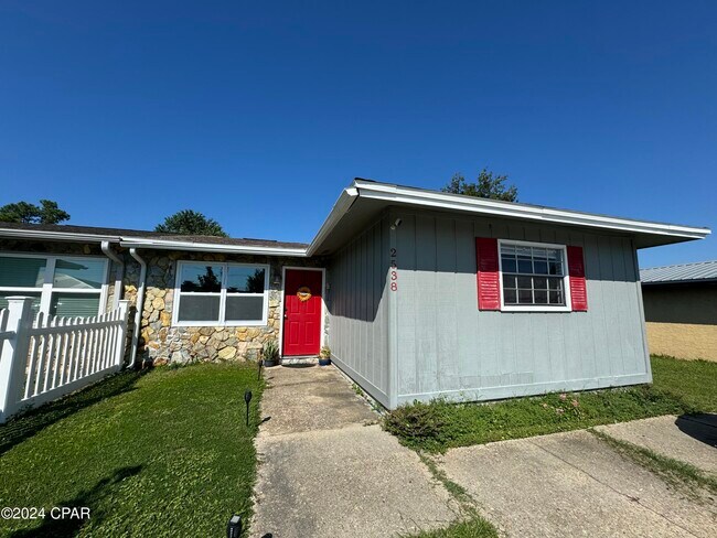 Primary Photo - 2538 Johnson Dr