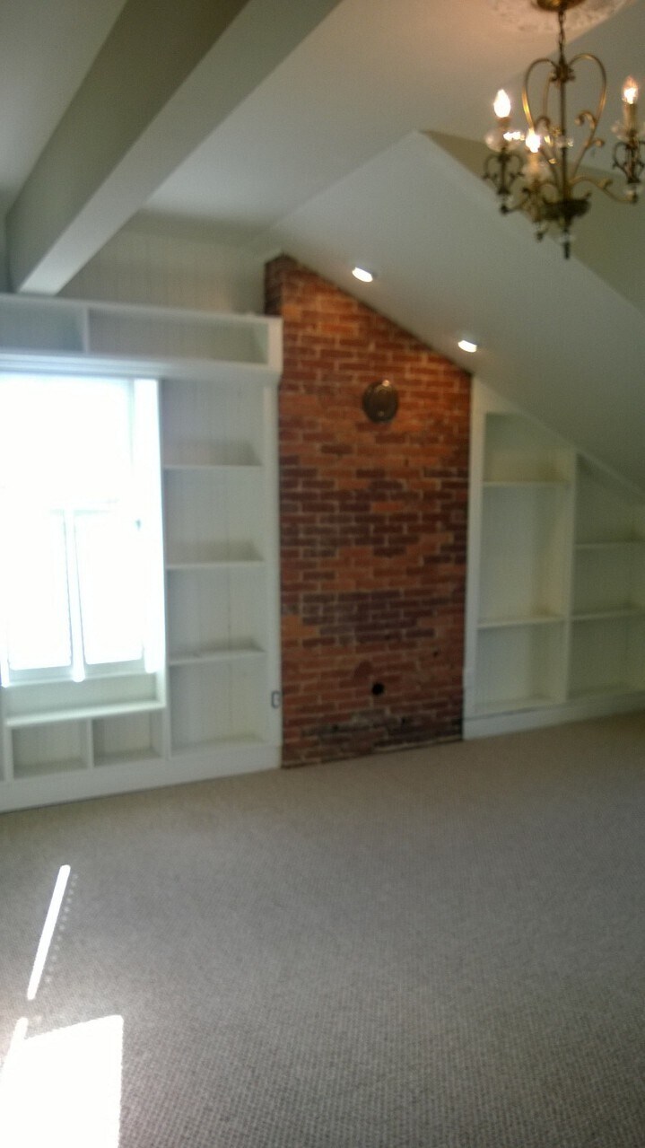 4FL Bedroom - 1339-2 W North Ave