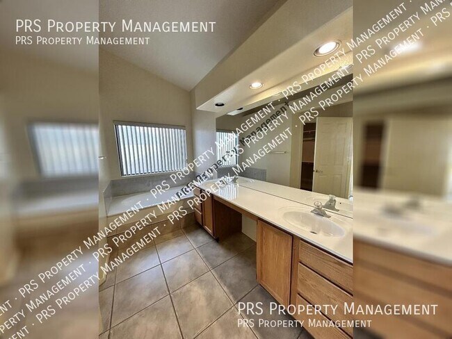 Building Photo - 3809 E Desert Flower Ln