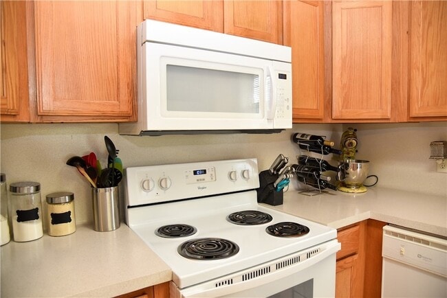 Building Photo - 3815 Oldenburg Ln