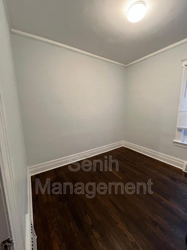 Building Photo - 4190 Hurlbut St