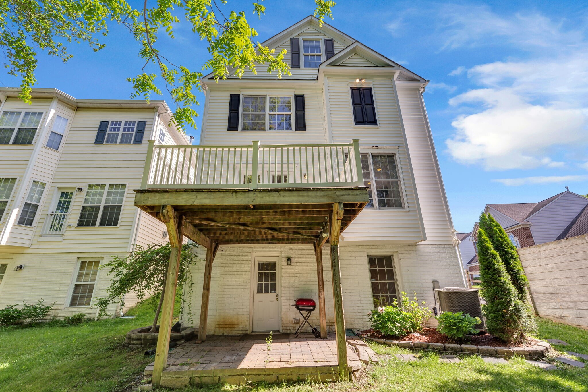Building Photo - 333 Swanton Ln