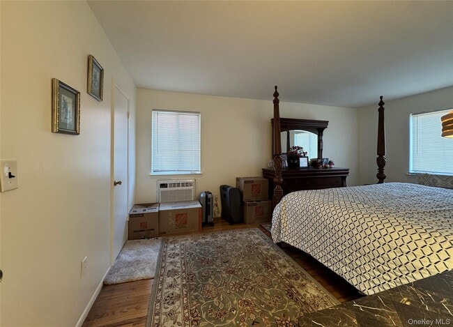 Building Photo - 57 1st St