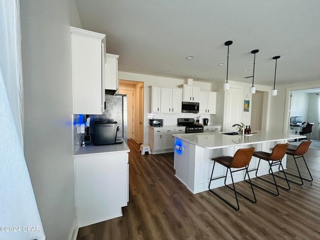 Building Photo - 2304 Calamint St