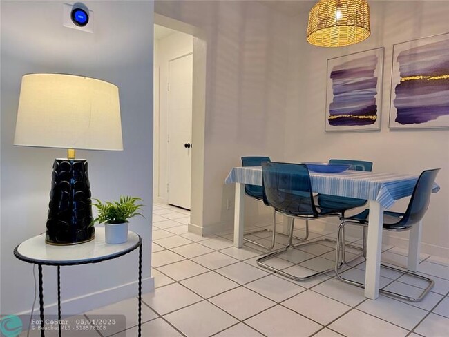 Building Photo - 2600 S Ocean Dr