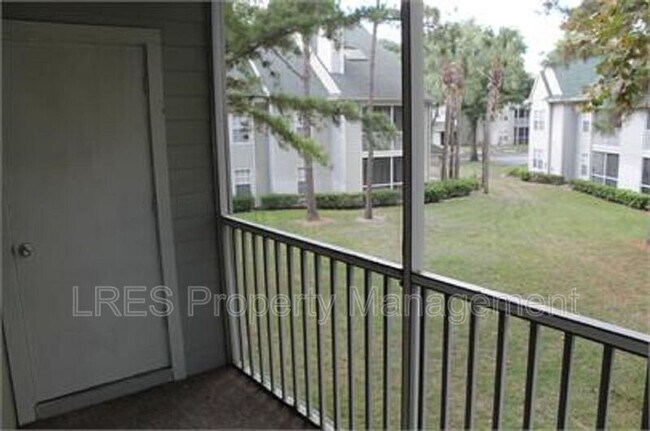 Building Photo - 5992 Westgate Dr
